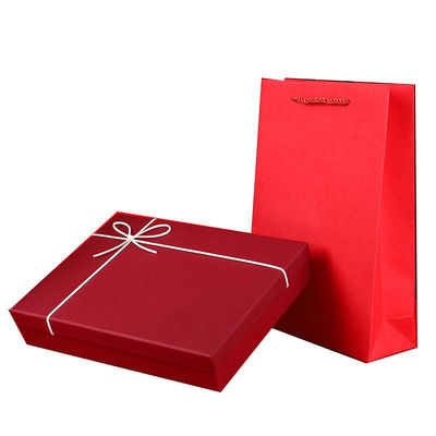 Ordine personalizzato accettato Capo di lusso e scatola base per T-shirt abbigliamento imballaggio regalo
