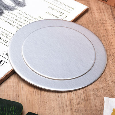 Diretto eccellente alimenti di grado circolo cartone torta carta tavole rotonde base argento vassoio