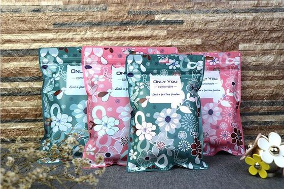 Borsa a chiusura zip personalizzata per biancheria intima divertente Pantaloni lucidi Calze di seta Abbigliamento imballaggio