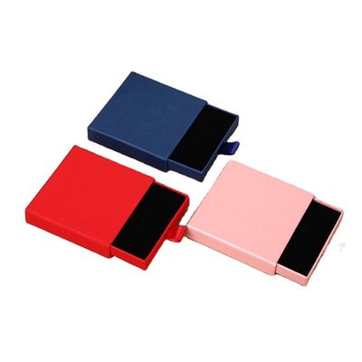 Scatola di gioielli personalizzata con cassetto di lusso e design raffinato