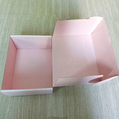 Ordine su misura Scatole postali in cartone rosa per imballaggi ecologici