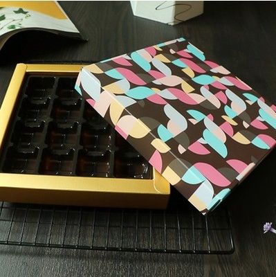 Personalizza i biglietti di San Valentino Dolci Piccole scatole di cioccolato con chiusura magnetica